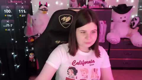 amyvibes online show from October 29, 8:32 pm