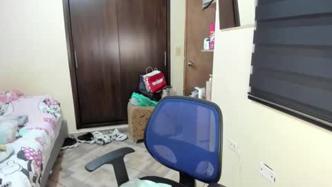 amy online show from January 8, 9:50 pm