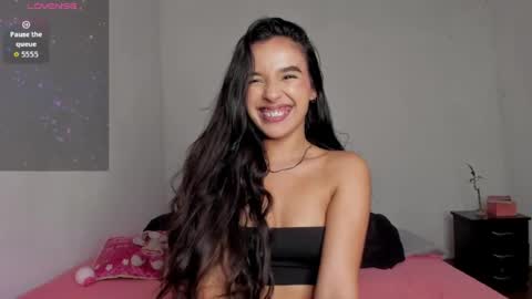 Snapshot of amyy_28 chatting on May 16, 12:18 am Amyy online show from May 16, 12:18 am
