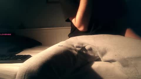 A online show from December 14, 3:36 pm