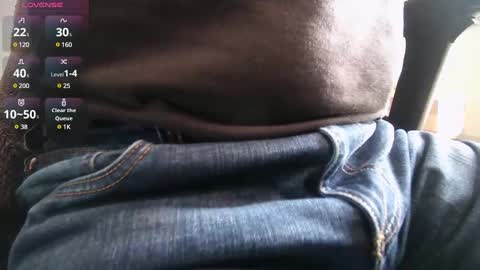 A online show from March 11, 11:44 am