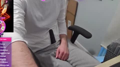 A online show from December 17, 9:15 am