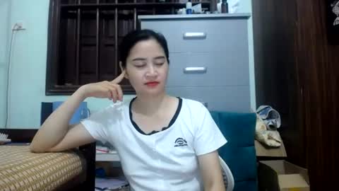 Snapshot of an_naughty chatting on June 28, 3:18 pm an_naughty online show from June 28, 3:18 pm