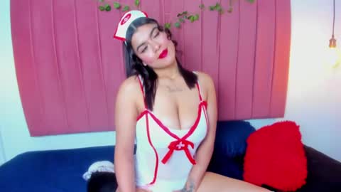Snapshot of ana_foxi chatting on June 14, 7:27 pm ana online show from June 14, 7:27 pm