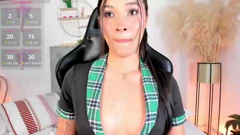 ana_grecco online show from May 30, 9:23 pm