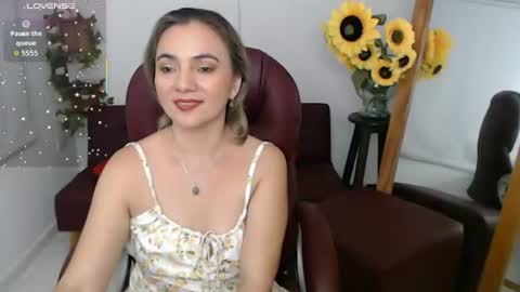 Snapshot of ana_hotmilf chatting on August 6, 11:17 pm Ana online show from August 6, 11:17 pm