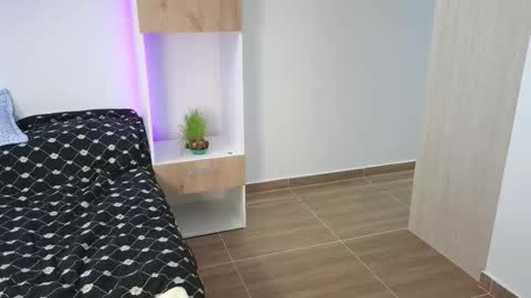 Ana Melissa online show from November 13, 2:49 pm