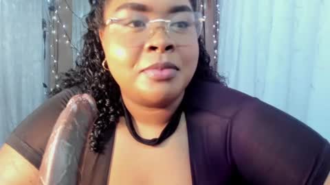 Snapshot of ana_off_alana chatting on June 25, 1:27 am Ana online show from June 25, 1:27 am