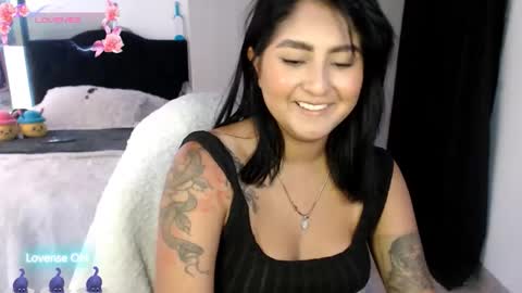 Ana Ricciardi online show from December 5, 5:20 pm