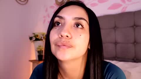 Snapshot of ana_riveros chatting on June 26, 8:02 pm online show from June 26, 8:02 pm