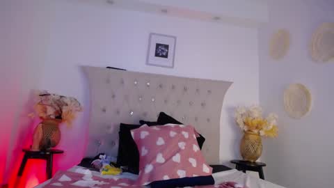 Ana Moon  online show from December 21, 9:12 am