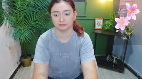 Snapshot of anaa_rosee chatting on May 22, 12:22 pm Ana online show from May 22, 12:22 pm