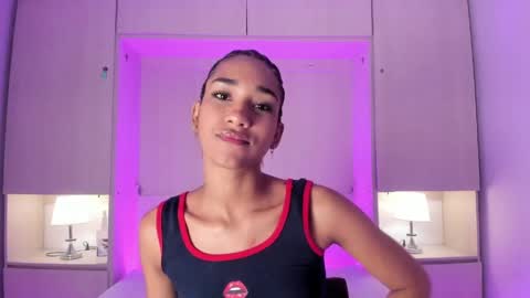 Snapshot of anaacollins_ chatting on May 19, 11:49 am anaacollins_ online show from May 19, 11:49 am
