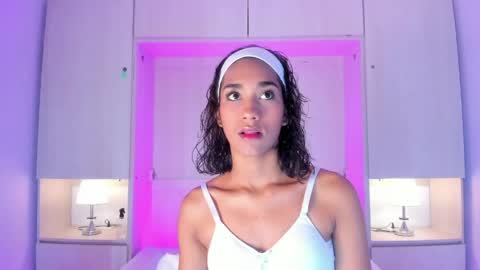 Snapshot of anaacollins_ chatting on May 28, 11:29 am anaacollins_ online show from May 28, 11:29 am