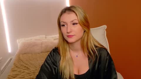 anaayss online show from January 13, 5:46 am