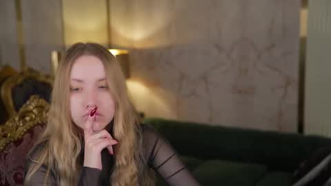 Snapshot of anabel2054 chatting on November 10, 1:04 am Sweet girls online show from November 10, 1:04 am