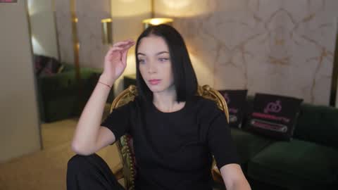 Snapshot of anabel2054 chatting on December 4, 8:56 am Sweet girls online show from December 4, 8:56 am