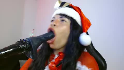 Snapshot of anabel693 chatting on December 24, 10:33 am anabel alice gandara online show from December 24, 10:33 am