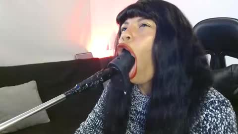 Snapshot of anabel693 chatting on February 23, 7:33 am anabel alice gandara online show from February 23, 7:33 am