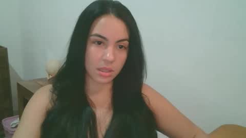 Snapshot of anabelenogueira1 chatting on June 1, 1:40 am anabelenogueira1 online show from June 1, 1:40 am