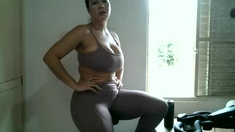 anabelenogueira1 online show from June 20, 3:26 pm