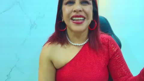 Snapshot of anabella_thompson chatting on May 15, 11:39 am Anabella online show from May 15, 11:39 am