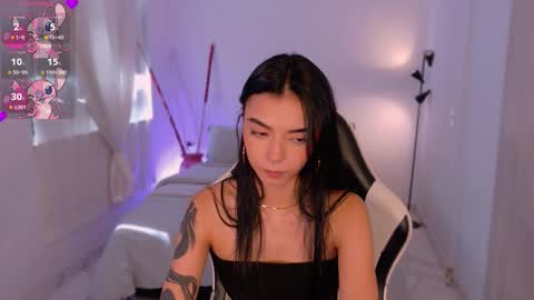 ANABEL WOLF  online show from December 2, 4:35 pm