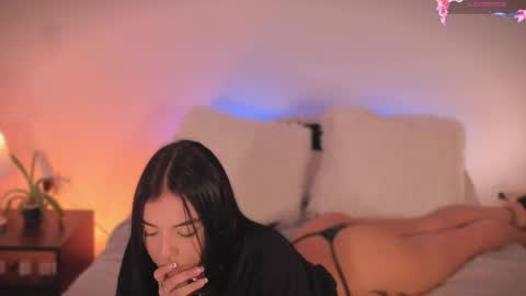 Snapshot of anabelwolf chatting on May 6, 4:12 pm ANABEL WOLF online show from May 6, 4:12 pm