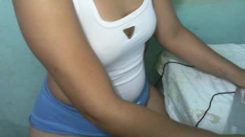Snapshot of anacarada chatting on May 2, 10:48 pm anacarada online show from May 2, 10:48 pm