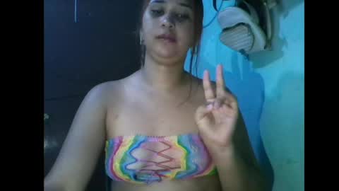 Snapshot of anacarada chatting on June 19, 5:28 pm anacarada online show from June 19, 5:28 pm