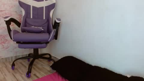 ANAH   online show from September 26, 9:30 pm