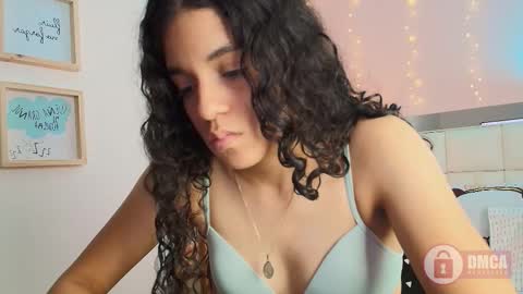 Anahi  online show from March 4, 7:20 pm