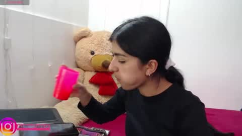 Anahi Browns online show from October 14, 7:47 pm