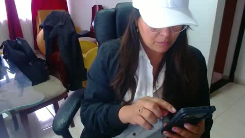 anaids online show from December 18, 8:57 pm