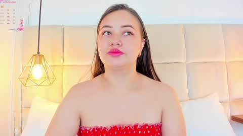 Snapshot of anaisclarkx chatting on December 31, 2:25 pm Anais clark online show from December 31, 2:25 pm
