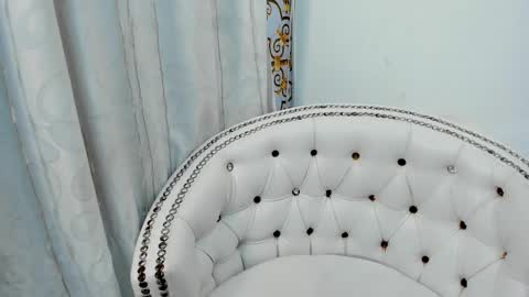 Snapshot of analia18_ chatting on March 9, 4:22 pm analia18 online show from March 9, 4:22 pm