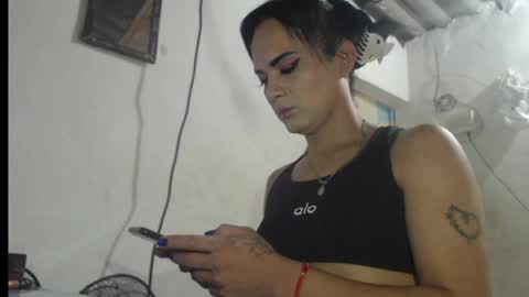 Snapshot of analia_smith chatting on June 1, 5:47 pm Analia smith online show from June 1, 5:47 pm
