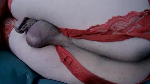 Snapshot of analina1919 chatting on April 13, 7:14 am analina1919 online show from April 13, 7:14 am