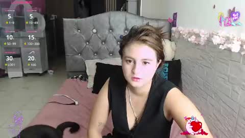 Snapshot of analiz_ chatting on July 9, 7:07 pm analiz_ online show from July 9, 7:07 pm