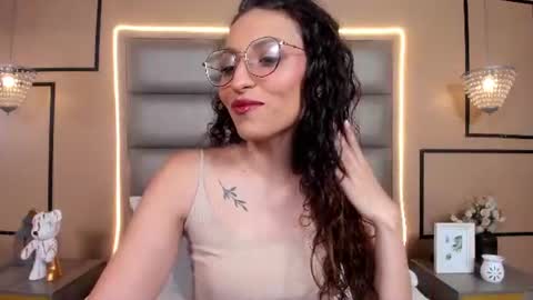 Snapshot of anamariam1 chatting on July 14, 8:58 pm Ana Maria online show from July 14, 8:58 pm