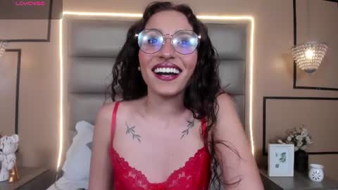 Snapshot of anamariam1 chatting on July 27, 9:22 pm Ana Maria online show from July 27, 9:22 pm