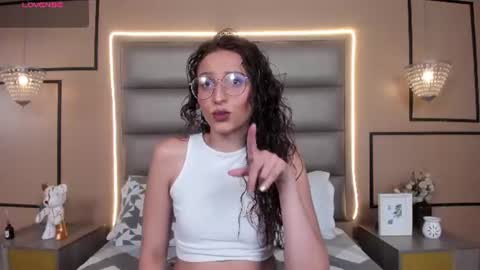 Snapshot of anamariam1 chatting on August 3, 7:50 pm Ana Maria online show from August 3, 7:50 pm