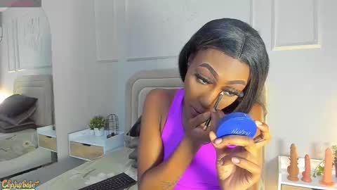 anamonroee online show from February 4, 7:53 pm