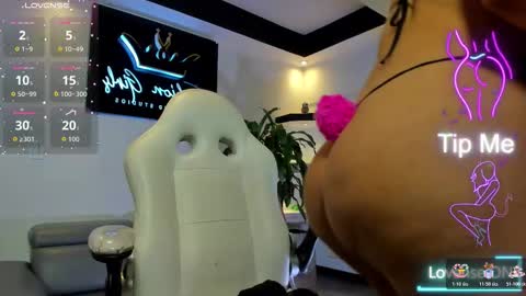 Snapshot of anaruiz1_ chatting on October 21, 12:28 pm ana online show from October 21, 12:28 pm