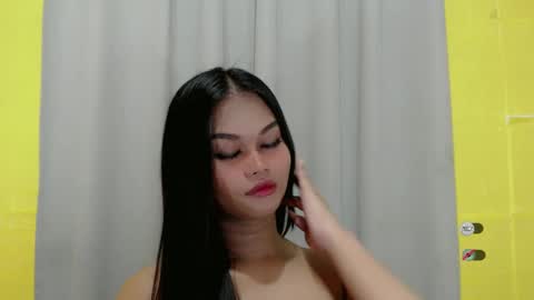 Snapshot of anaruru_ chatting on December 11, 7:53 am ANA online show from December 11, 7:53 am