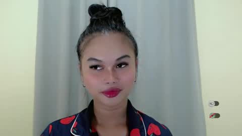 Snapshot of anaruru_ chatting on January 26, 4:09 pm ANA online show from January 26, 4:09 pm