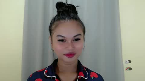 Snapshot of anaruru_ chatting on January 26, 7:09 pm ANA online show from January 26, 7:09 pm