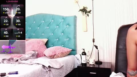 maria online show from March 5, 8:10 pm