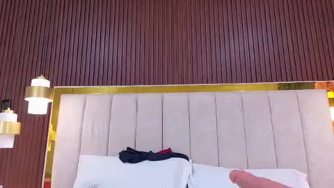 Snapshot of anastasia_steelegb chatting on July 28, 4:39 pm Mia online show from July 28, 4:39 pm