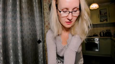 Anastasia online show from December 21, 1:32 pm